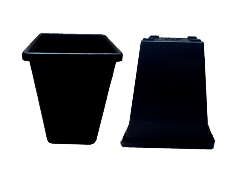 Trapezoidal plant pot