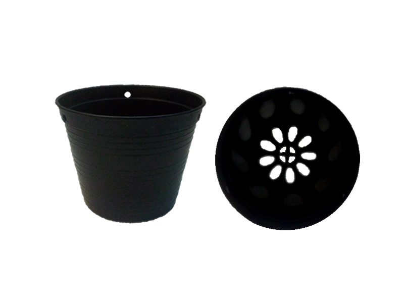 Black plant pot 4 ”