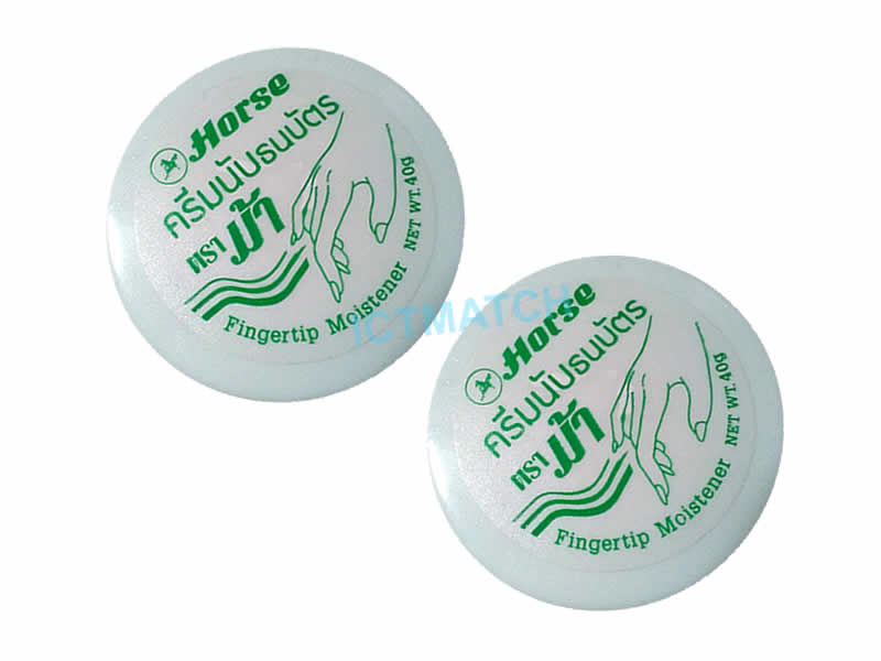 Fingertip Moistener